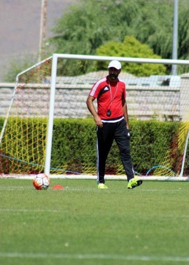 Kayserispor Hazırlıklarını S&uuml;rd&uuml;r&uuml;yor 3