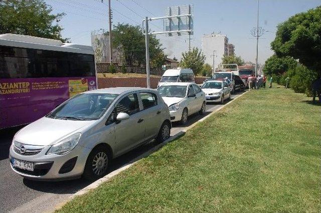 Adıyaman’da Zincirleme Trafik Kazasında Facianın Eşiğinden Dönüldü