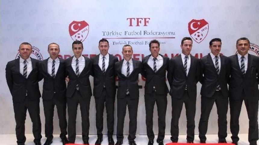 Profesyonel Hakemler İ&ccedil;in İmza T&ouml;reni D&uuml;zenlendi