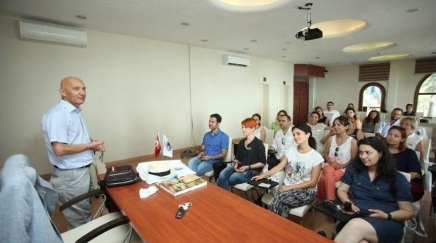 Başkan &Ouml;z: " Halk Bana G&uuml;veniyor, Ben De Onlara G&uuml;veniyorum"