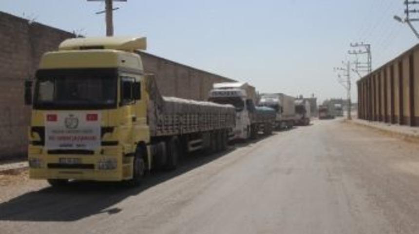 İhh&rsquo;dan Suriye&rsquo;ye 11 Tır Gıda Yardımı