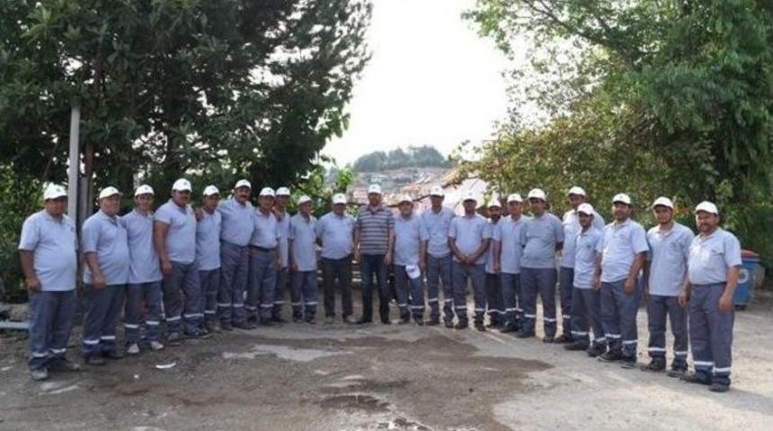 Sarıcakaya Belediyesi Temizlik İş&ccedil;ilerine Yeni Yazlık Kıyafetler