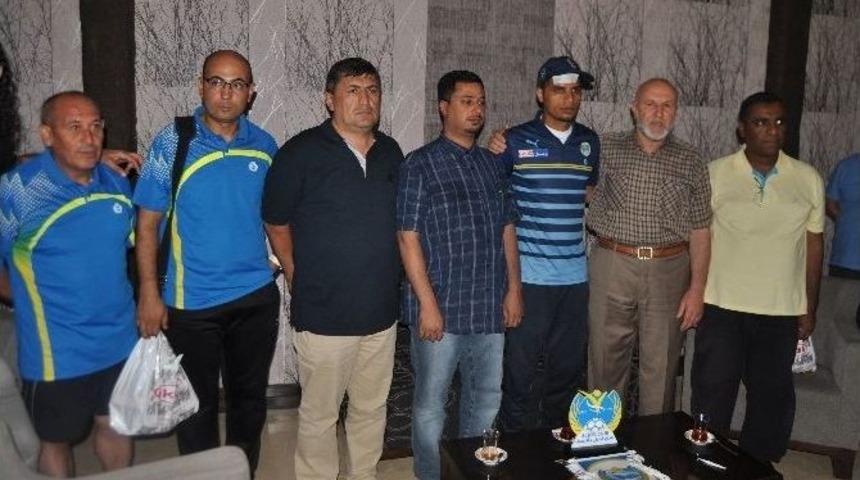 Afjet Afyonspor, Al Jeel Takımını Ziyaret Ederek &Ouml;z&uuml;r Diledi