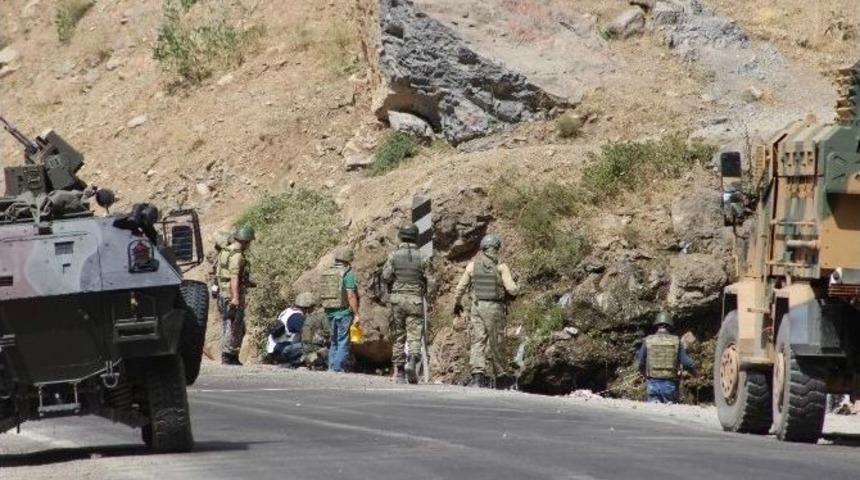 Hakkari-&ccedil;ukurca Karayolundaki Patlama