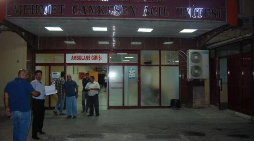 Suriye Sınırında Askeri Ara&ccedil; Devrildi: 7 Asker Yaralı