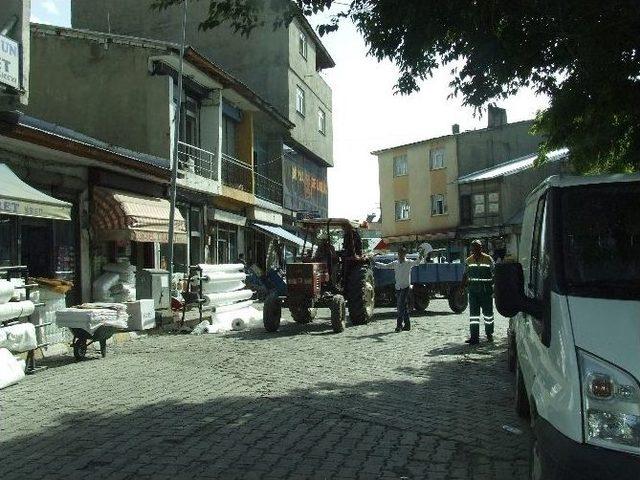 İş Sezonu Nedeniyle Çarşı Merkezi Boşaldı