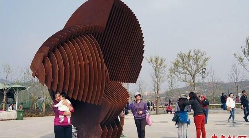 &Ccedil;in&rsquo;de Eserleri En &Ccedil;ok Sergilenen T&uuml;rk Heykeltıraş