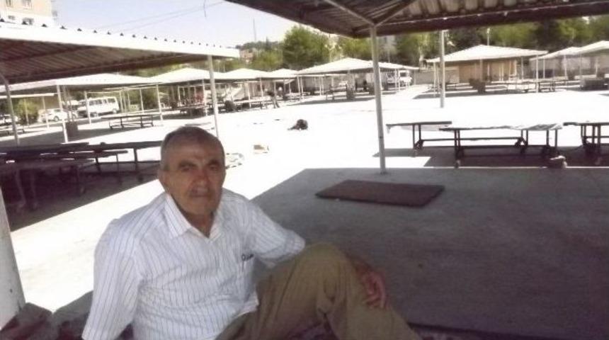 Ona D&uuml;şen De Beklemek