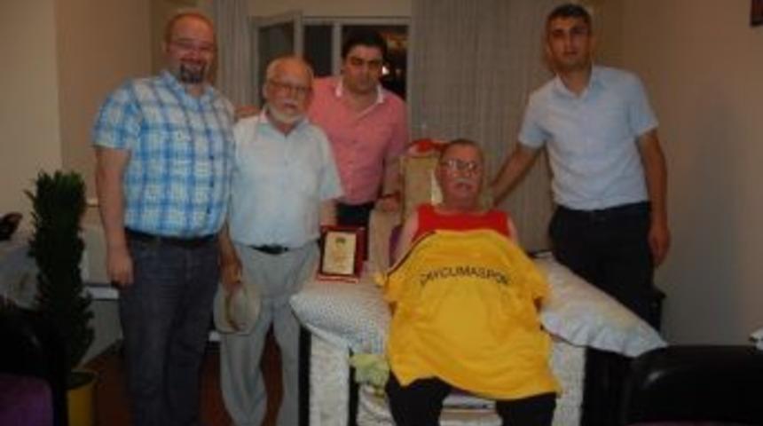 Duayen Asbaşkana Anlamlı Ziyaret