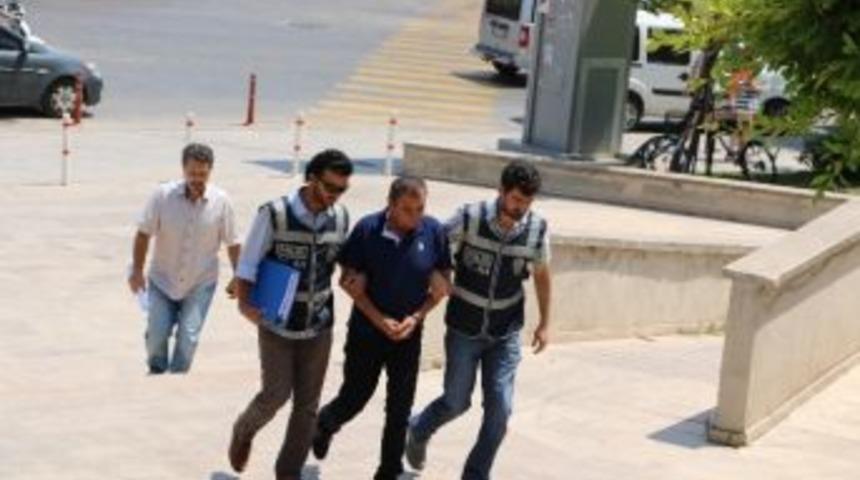 Sahte Kimlikle Kredi &Ccedil;eken Dolandırıcıya Su&ccedil;&uuml;st&uuml;