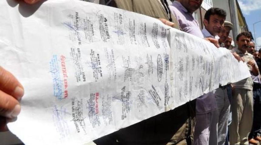 K&ouml;y Minib&uuml;sleri Yasaklanınca, Esnaf Kepenk Kapattı