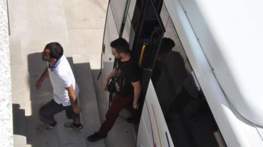 Adıyaman'da Pkk Ş&uuml;phelileri Adliyeye Sevk Edildi