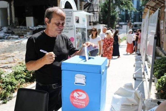 Sokağın Tasarımı Için Sandığa Gittiler