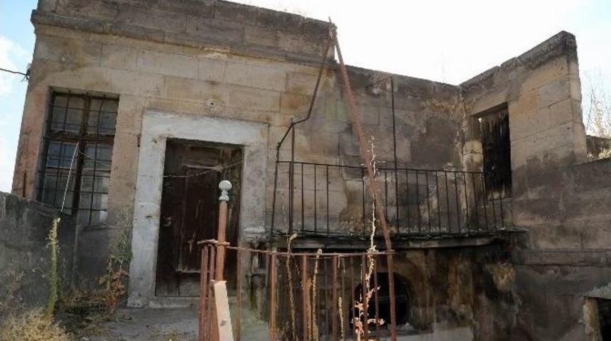 B&uuml;y&uuml;kince Konağı Aslına Uygun Olarak Onarılacak