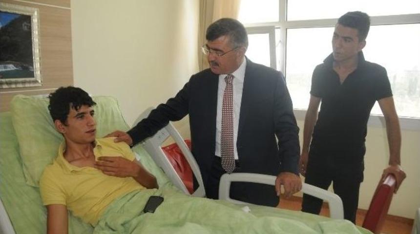 Belediye Başkanı Faruk Akdoğan Hastaları Ziyaret Etti