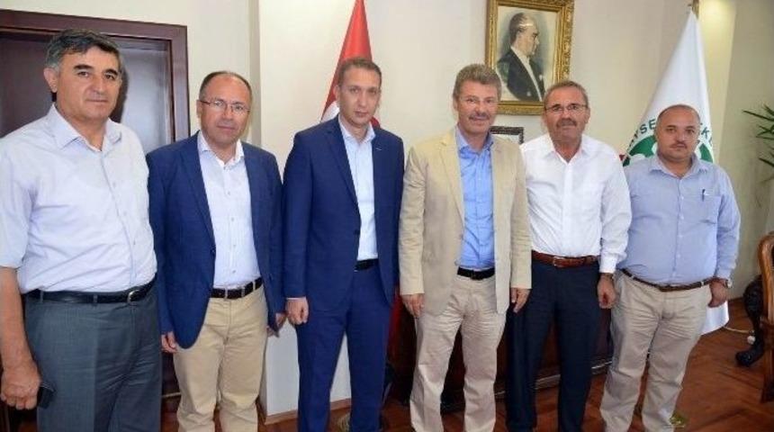 Yozgat Sarıkaya Belediye Başkanı Ve Ziraat Odası Başkanından Başkan Akay&rsquo;a Destek