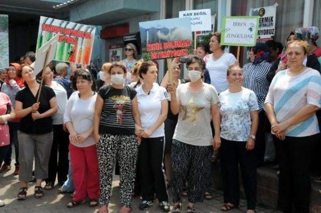 Zonguldak ta Termik Santral I&ccedil;in &Ccedil;ed Toplantısında Kefenli Protesto 2