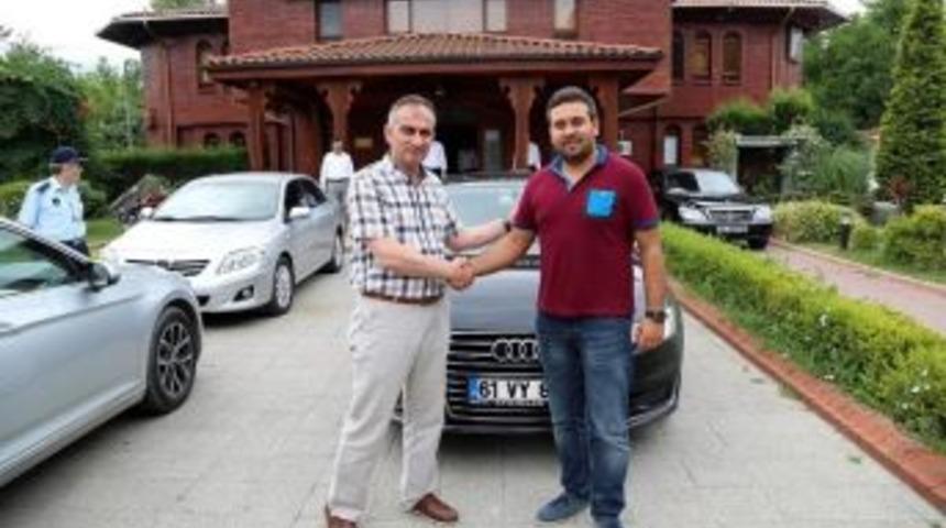 Sapanca Belediyesine Yeni Makam Aracı Hibe Edildi