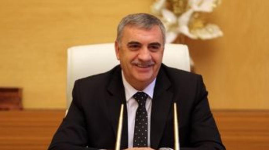 Akyazı Spor Tesisi Projesi’nin Temeli Atılıyor