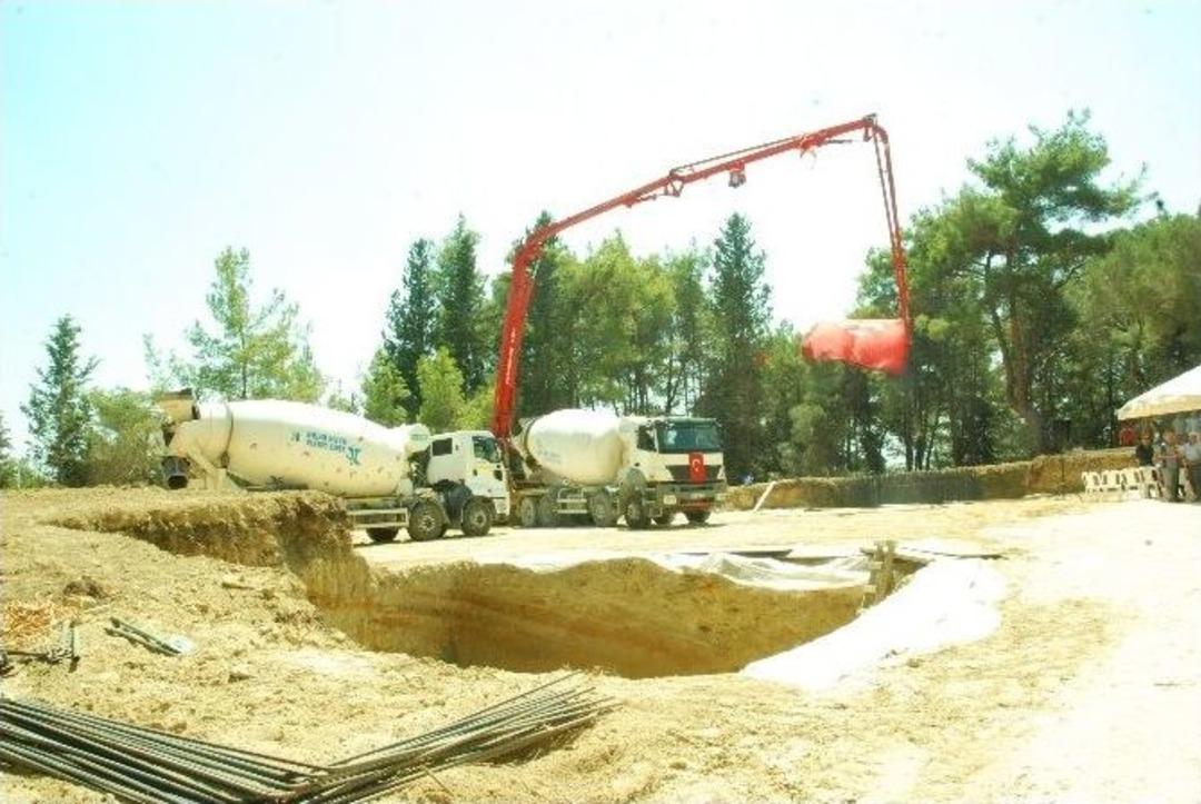 Manavgat&rsquo;ta Cami, K&uuml;lliye Ve T&uuml;rbe Temel Atma T&ouml;reni