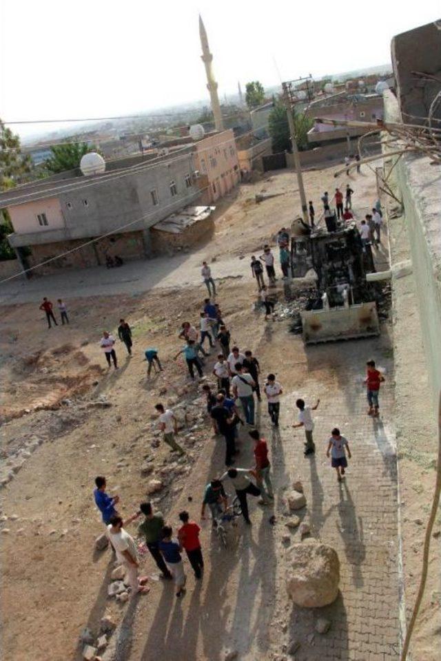 Silopi'de Hendek Kapatmada Çatışma; Ölü Ve Yaralılar Var (4)