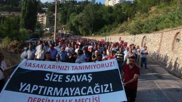 Tunceli'de Yasaklı Bölgeler Yürüyüşle Protesto Edildi