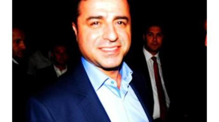 Demirtaş: "biran &Ouml;nce M&uuml;zakerelere D&ouml;n&uuml;lmeli"