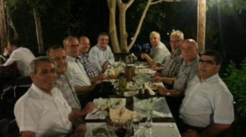 Aydın&rsquo;ın Bazı Chp&rsquo;li İl&ccedil;e Belediye Başkanları Yemekte Buluştu