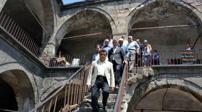 Vezir Han Restorasyonuna Başlanıyor