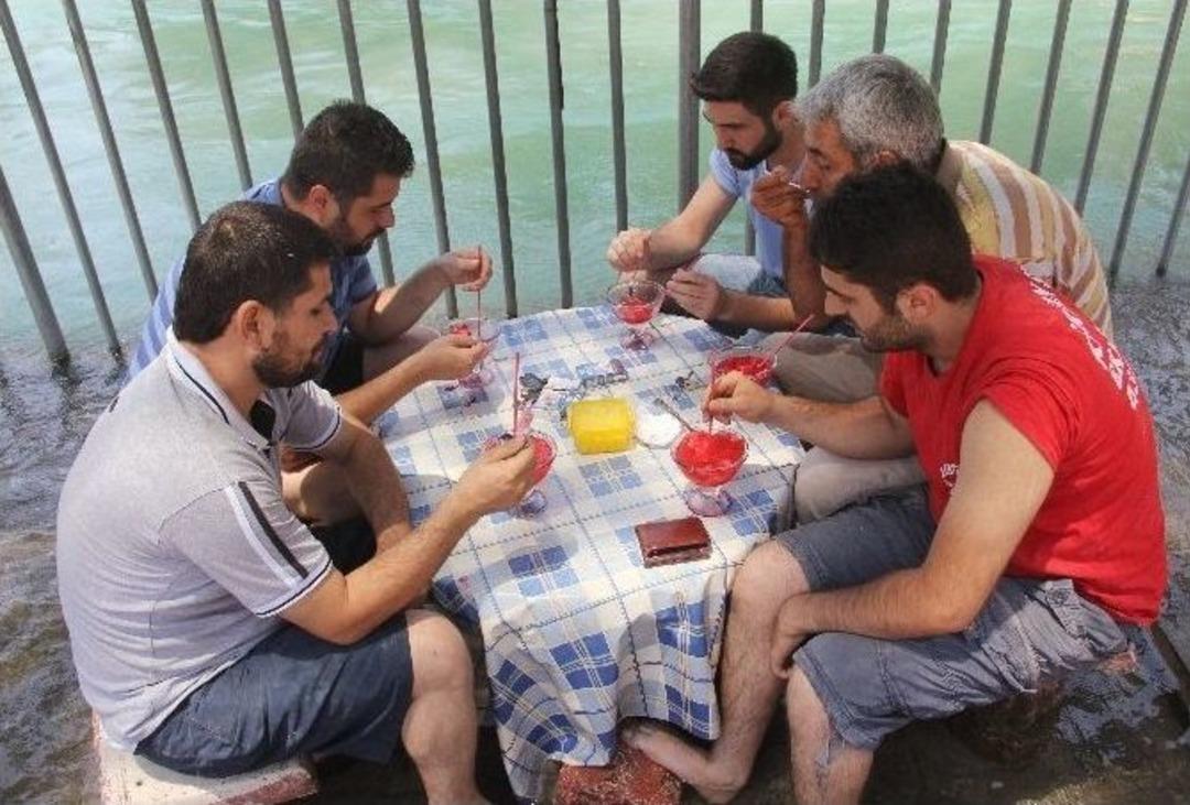 (&ouml;zel Haber) Melahat Ananın G&uuml;nl&uuml;k Bici Bici Kazancı Bin 800 Lira