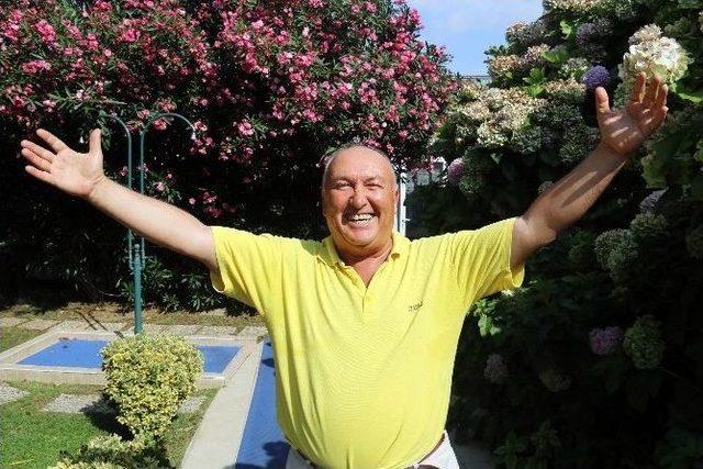 (&ouml;zel Haber) T&uuml;rk Profes&ouml;r Depremden Elektrik &Uuml;retecek 1