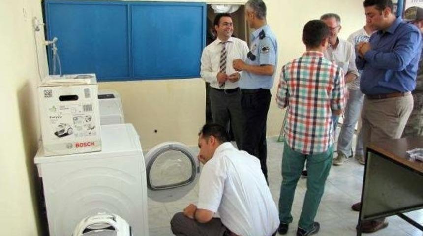 Bakıma Muhta&ccedil;lar İ&ccedil;in &lsquo;beni De Unutmadılar&rsquo; Projesi