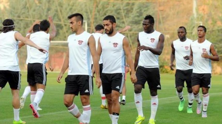 Gaziantepspor Yeni Sezon Hazırlıklarını S&uuml;rd&uuml;r&uuml;yor