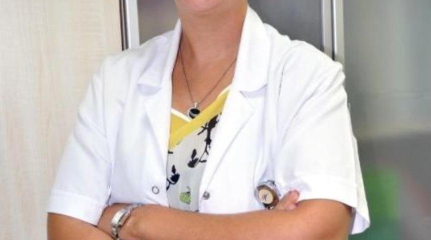 'i&ccedil;eceklere Atılan Buzlar, Amip Hastalığına Yol A&ccedil;abilir'