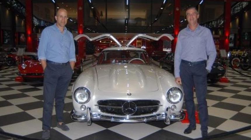 &Ccedil;ocukluk Tutkusu, Klasik Otomobil M&uuml;zesi A&ccedil;tırdı