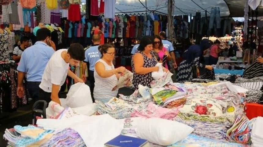 Buca&rsquo;ya Tekstil Pazarı