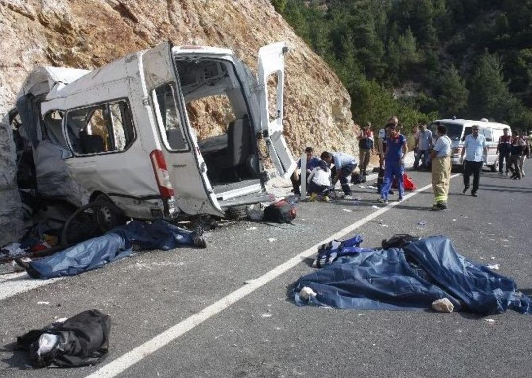 Havran&rsquo;da Yaralı Ve &Ouml;l&uuml;lerin Kimlikleri Belirlenmeye &Ccedil;alışılıyor