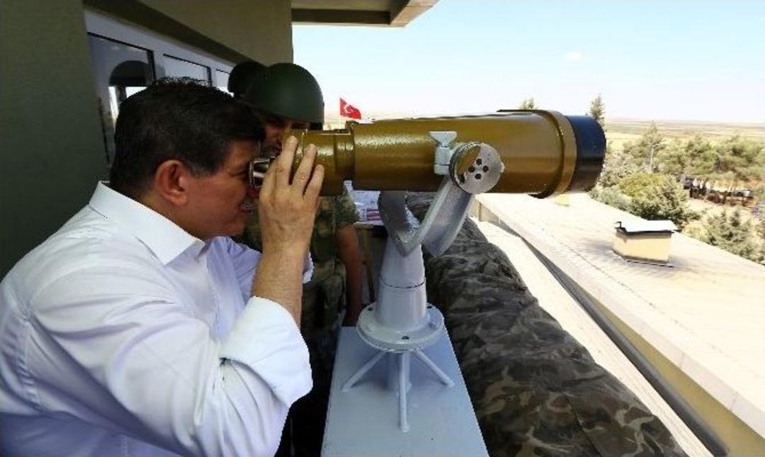 Başbakan Davutoğlu Elbeyli&rsquo;yi Ziyaret Etti