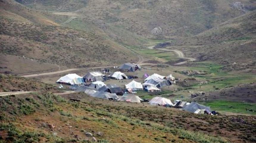 Hdp'liler Kato Dağı'ndaki Pkk Mezarlığında N&ouml;bet Tutuyor