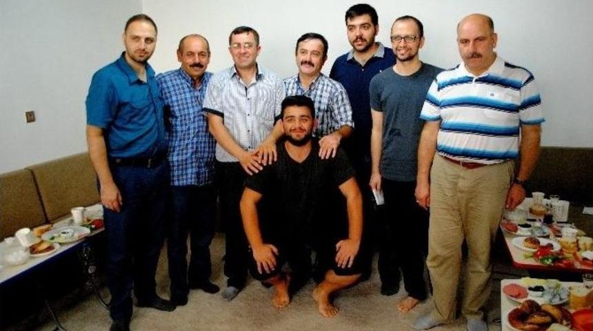 Akyazı Derneğinde Hedef 500 &Uuml;ye