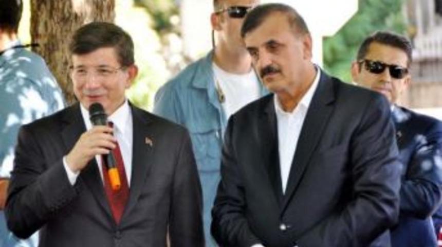 Başbakan Davutoğlu Ve Genelkurmay Başkanı Özel, Suriye Sınırında (4)