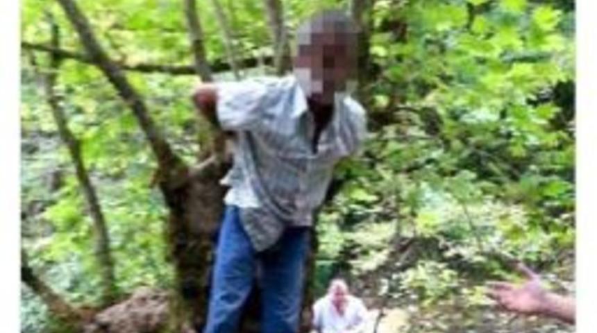 Kayınpederini Ağaca Bağladı, Fotoğrafını &Ccedil;ekip Sosyal Medyada Paylaştı