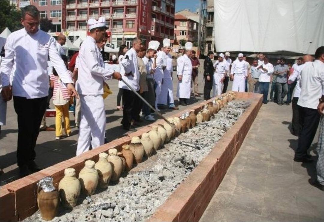 Yozgat&rsquo;ta Testi Kebabı Yarışması