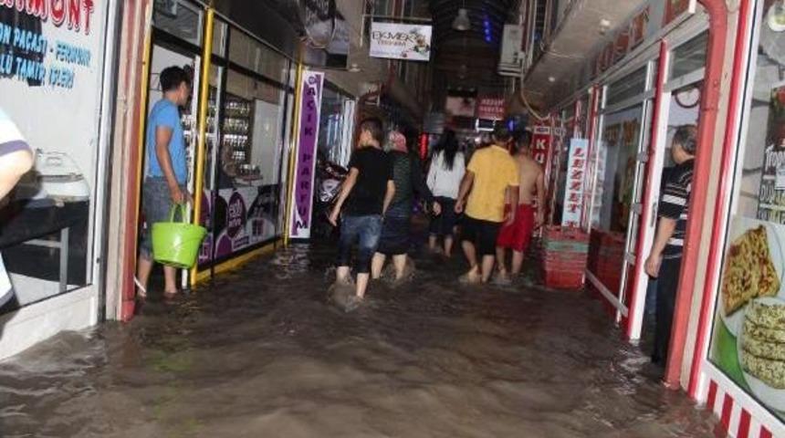 Tavşanlı Yağmura Teslim Oldu