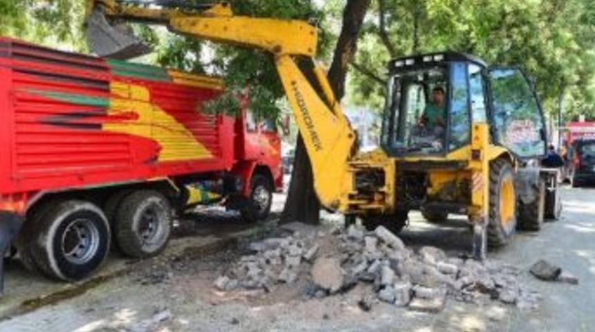 B&uuml;y&uuml;kşehir&rsquo;den Kaldırım &Ccedil;alışmalarına Devam