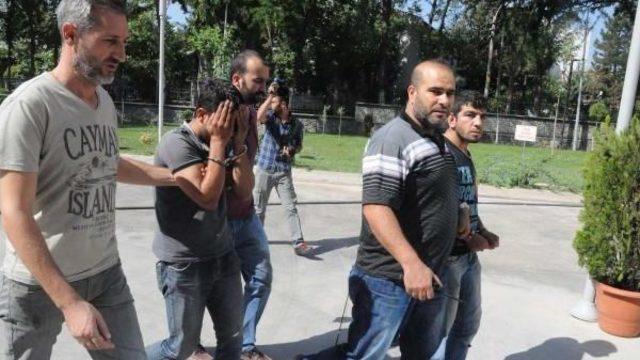 Şanlıurfa’Da Hırsızlık Şüphelisi 3 Kişi Yakalandı