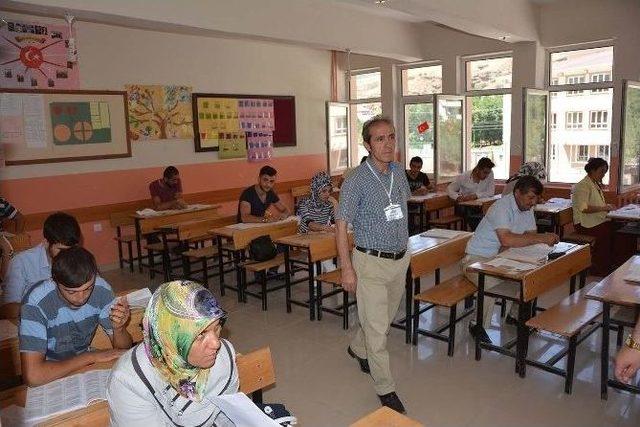 Çatak’ta Açık Öğretim Lisesi Sınavları Tamamlandı