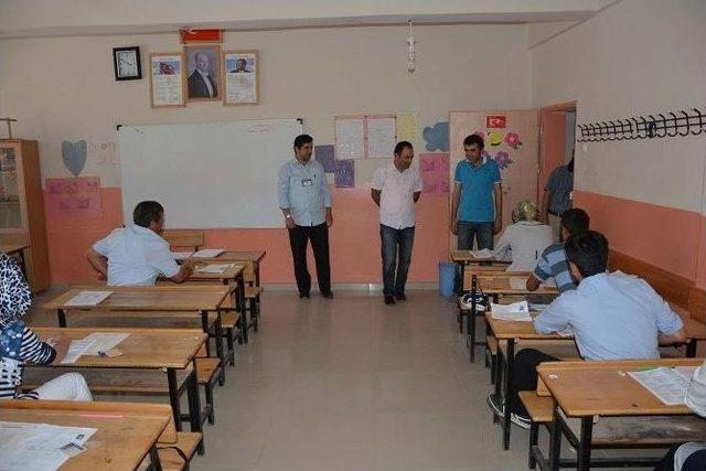 Çatak’ta Açık Öğretim Lisesi Sınavları Tamamlandı