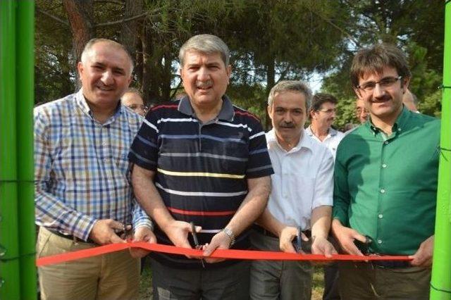 Orhangazi’ye Uluslararası Normlarda Tenis Kortu