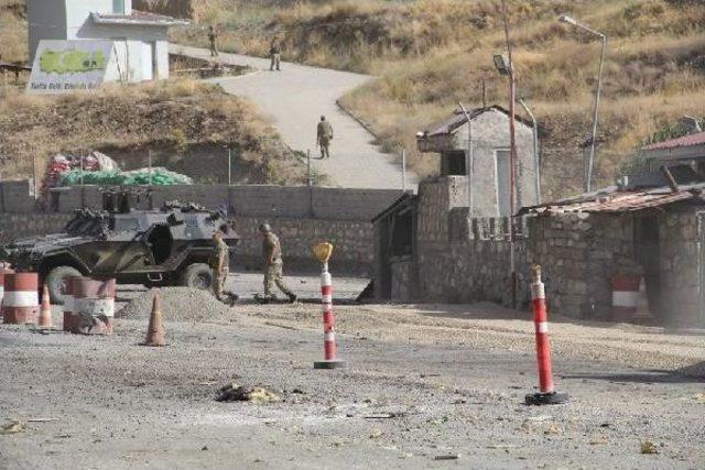 Başkale de Pkk dan Karakola Bombalı Ara&ccedil;la Intihar Saldırısı 2